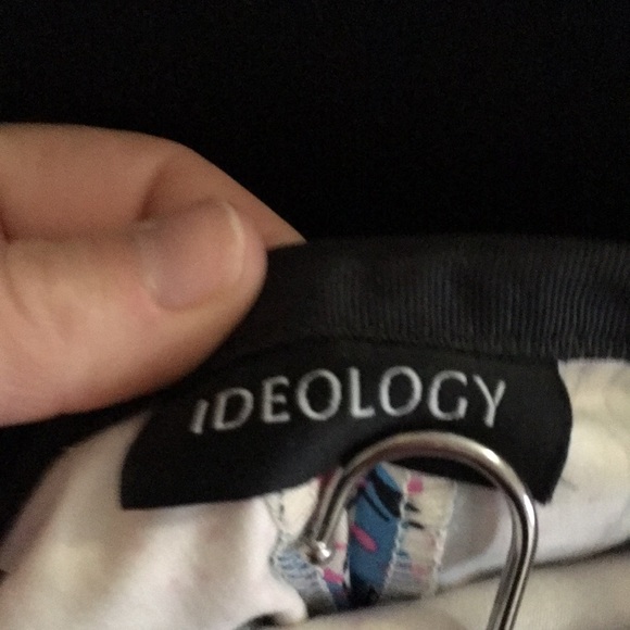 Amazing Skirt - Picture 3 of 3